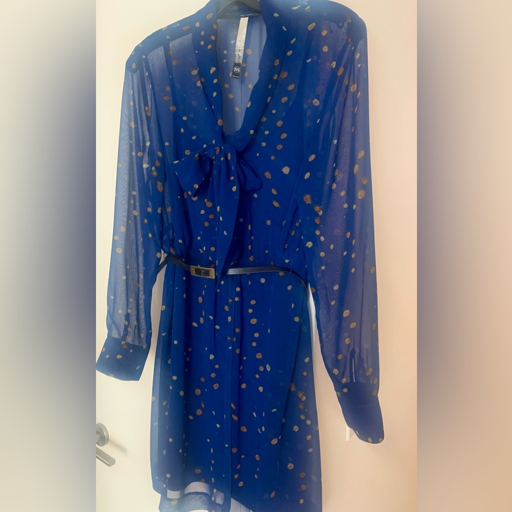 Layered dressing - Elegant belted mini dress with matching blue under slip